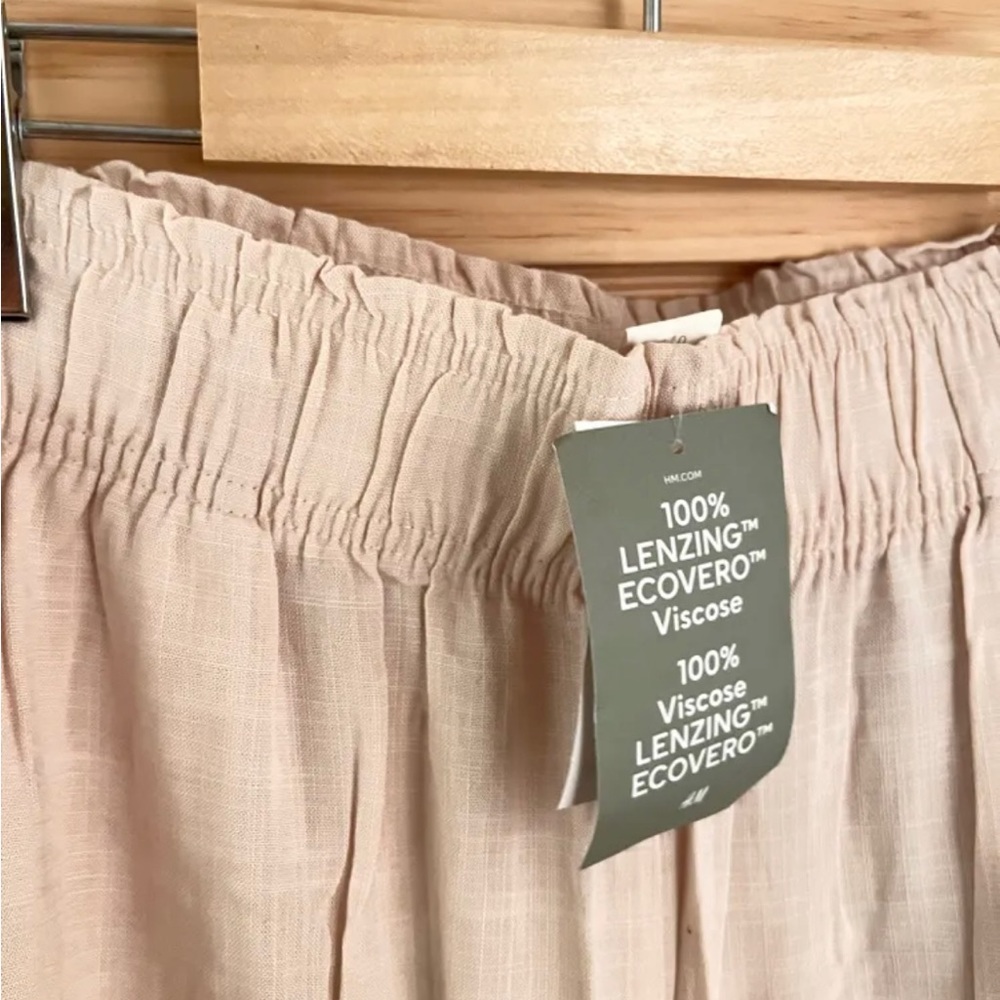 Pants - Picture 2 of 3